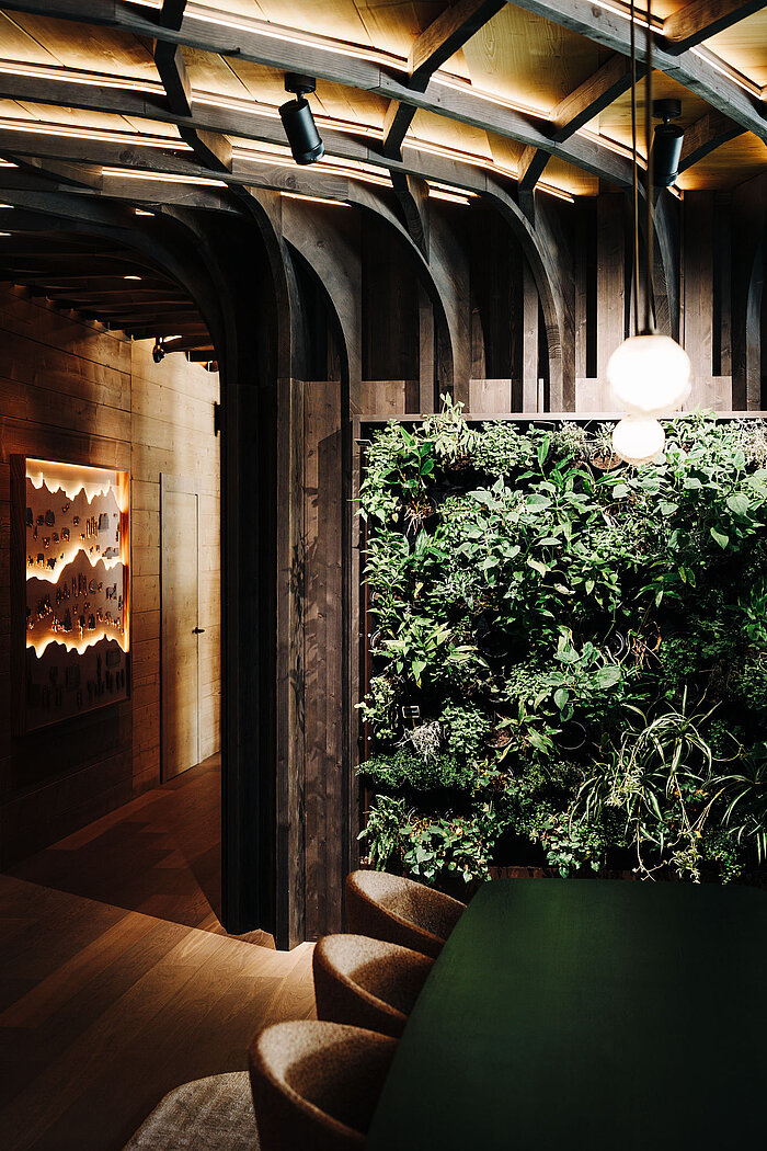Elmir Medunjanin Botanicum Bar Gonten AI, Elsbeth Mettler Chrüterei Stein AR Appenzellerland
