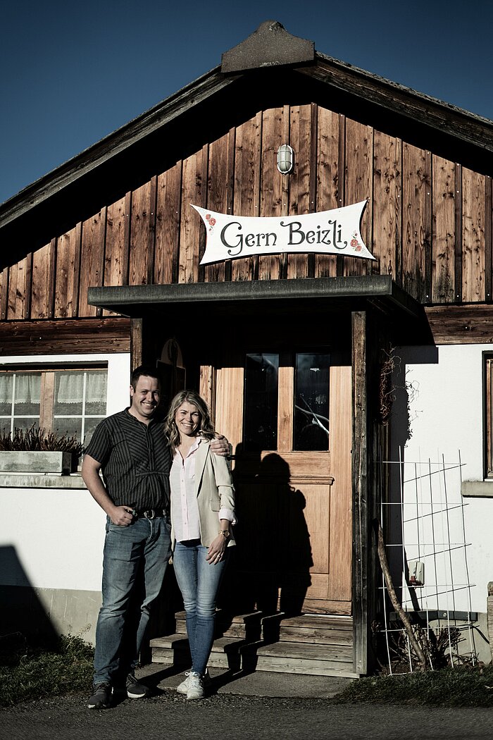 Enderlin-Chicks, Besenbeiz Gern, Martina und Patrick Enderlin-Egli